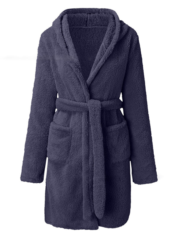 Hooded solid color warm bathrobe