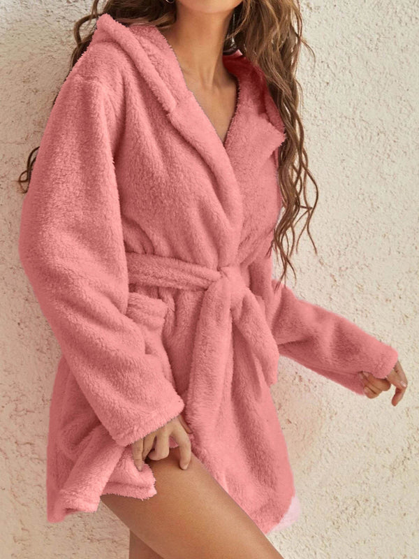 Hooded solid color warm bathrobe